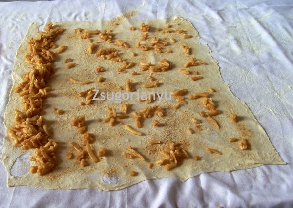 rétestészta töltése