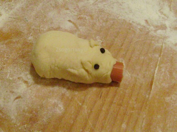 Szilveszteri malac hot-dog